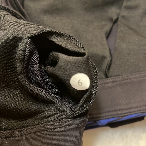 Lululemon black and blue sports bra, size 6 - Picture 5 of 5